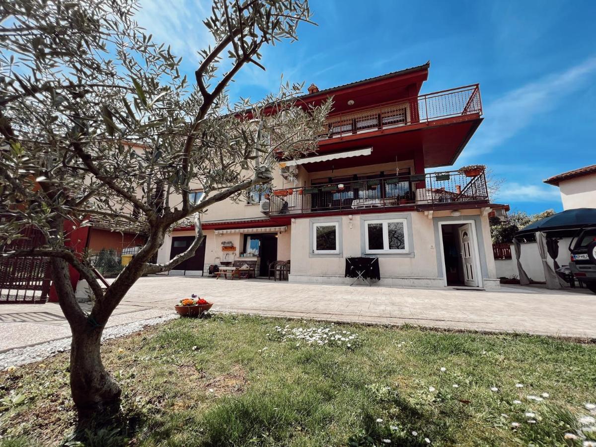 Amore Koper Apartment Luaran gambar