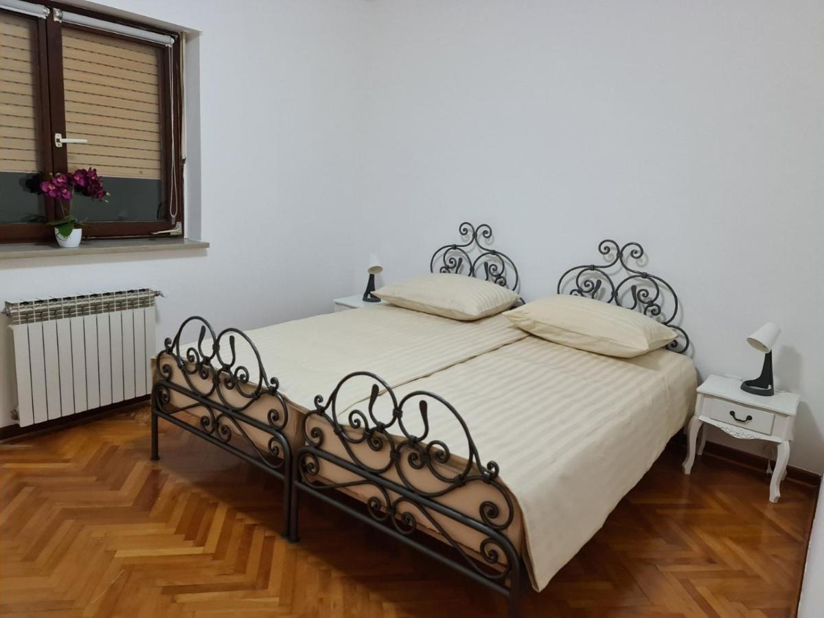 Amore Koper Apartment Luaran gambar