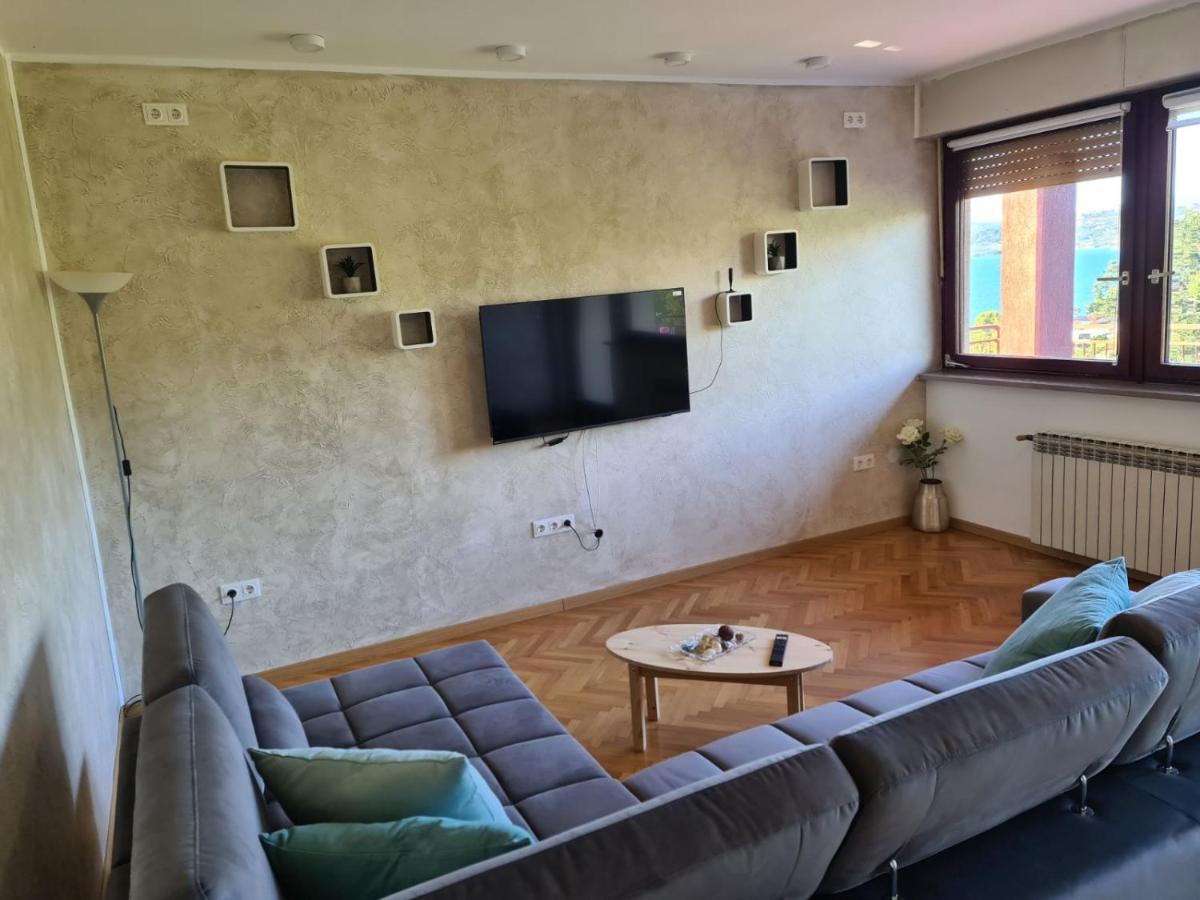Amore Koper Apartment Luaran gambar