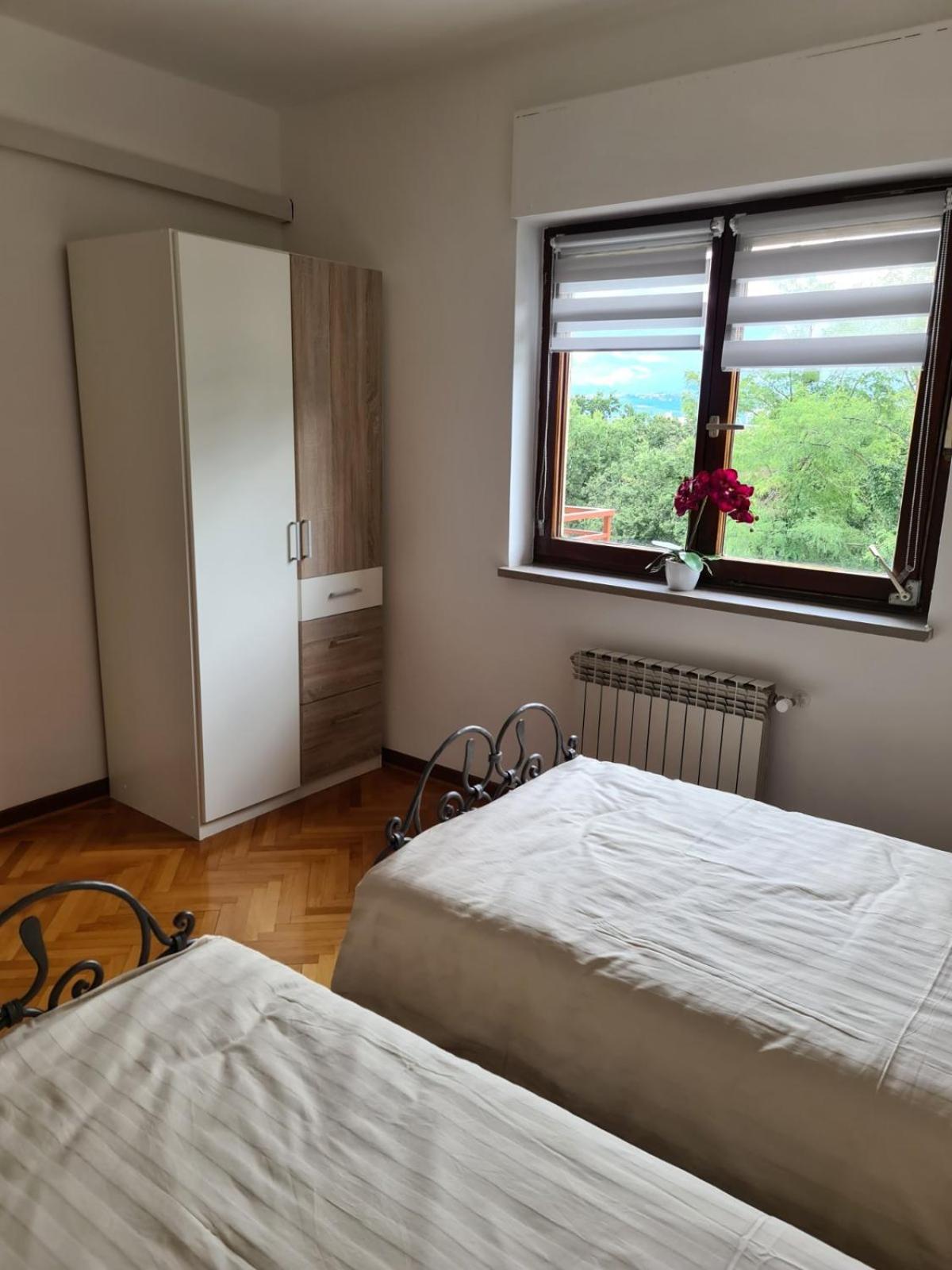 Amore Koper Apartment Luaran gambar