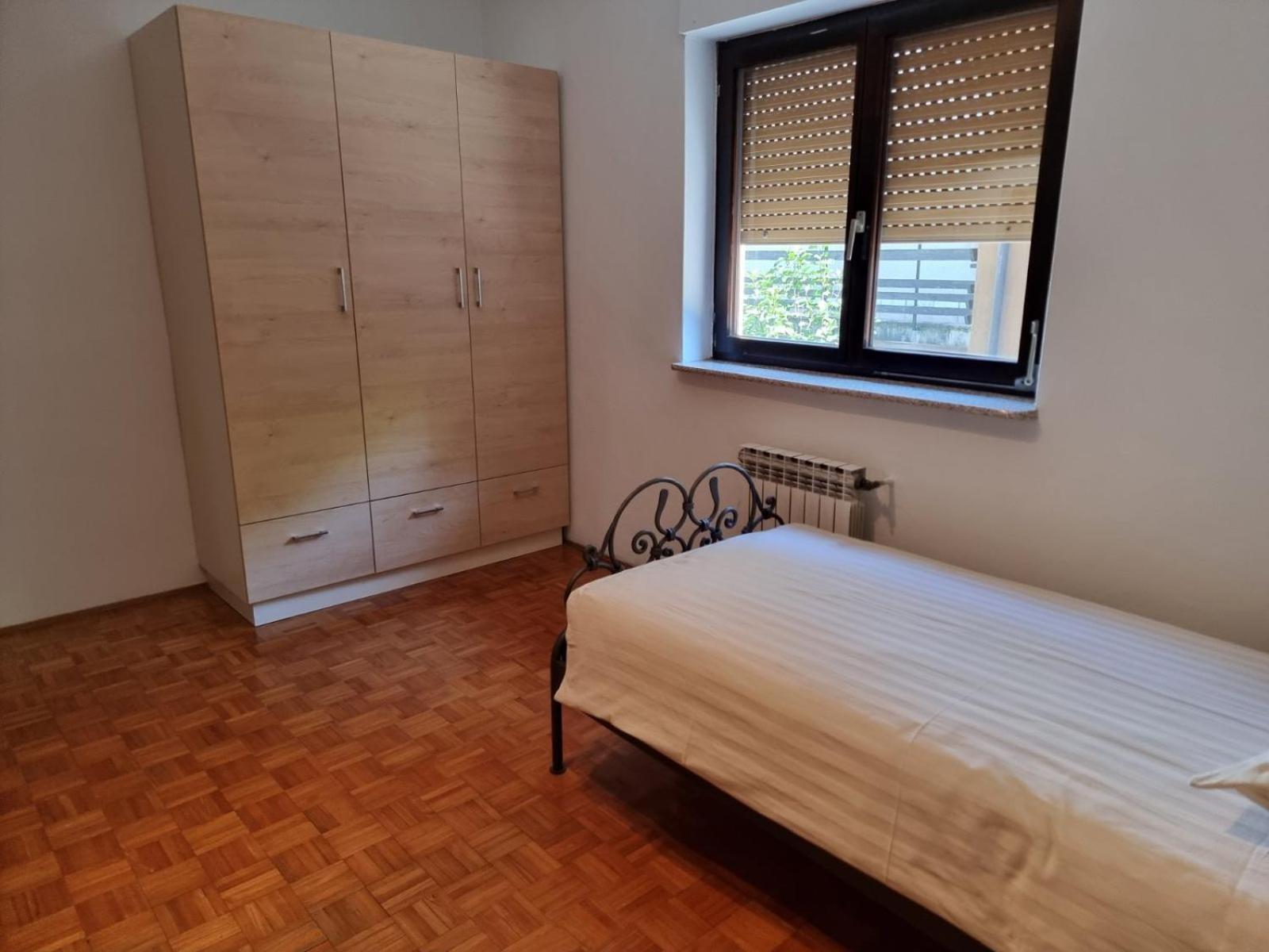Amore Koper Apartment Luaran gambar