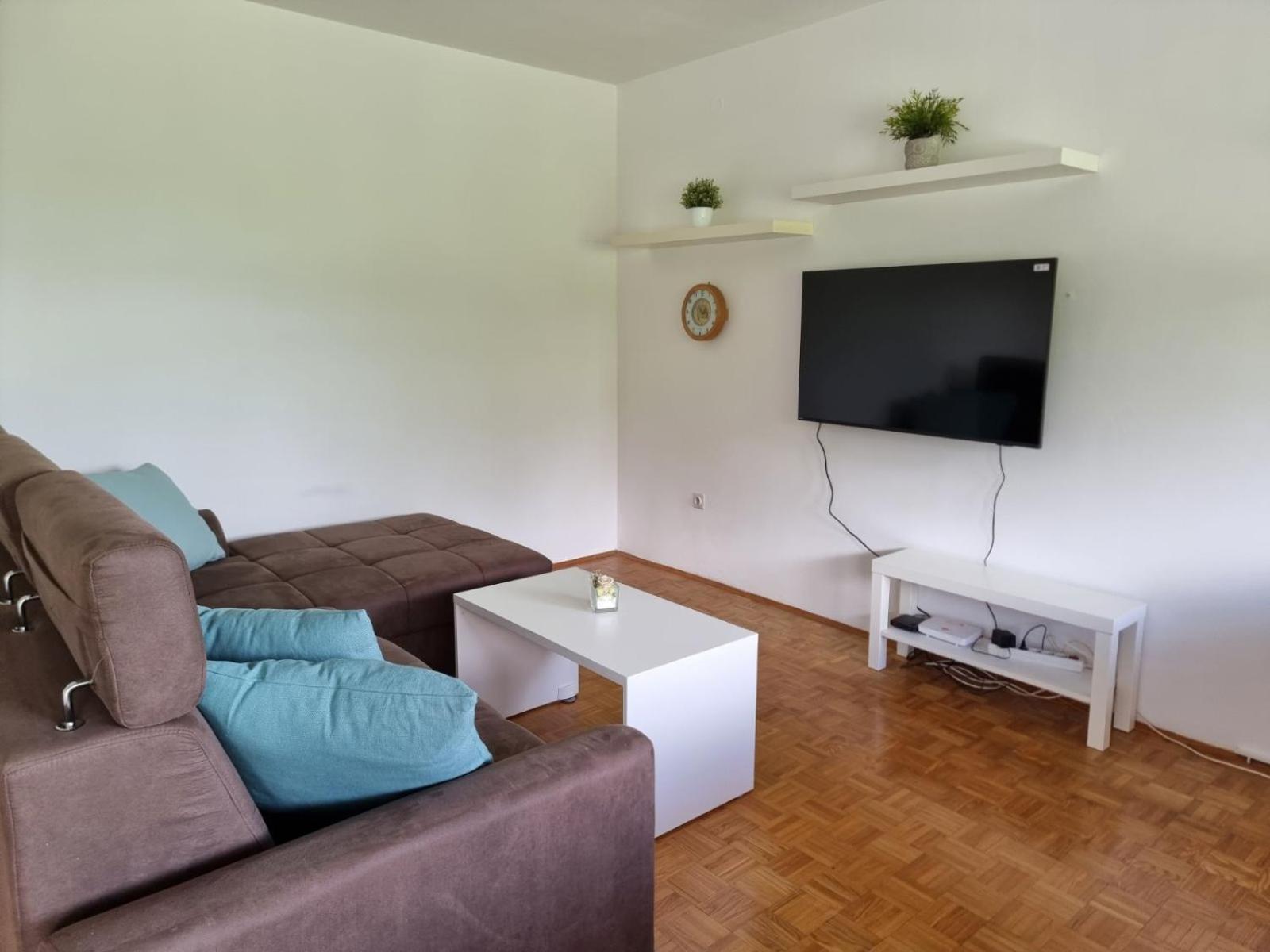 Amore Koper Apartment Luaran gambar